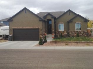 356 Flagstone Dr, Rock Springs, WY 82901