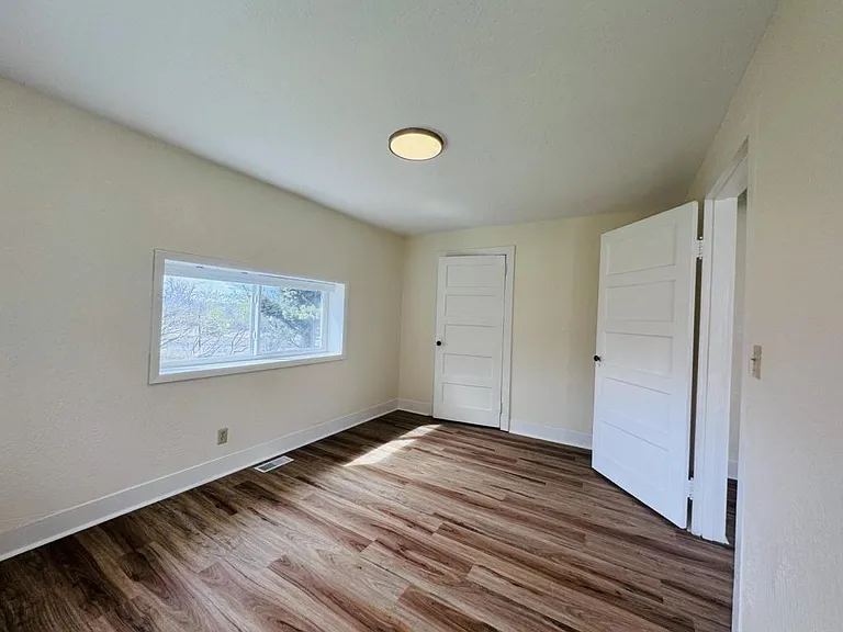 1836 Flowerree St — Photo 7