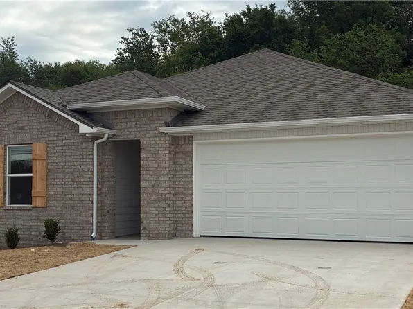 3129 N Rooster St, Siloam Springs, AR 72761