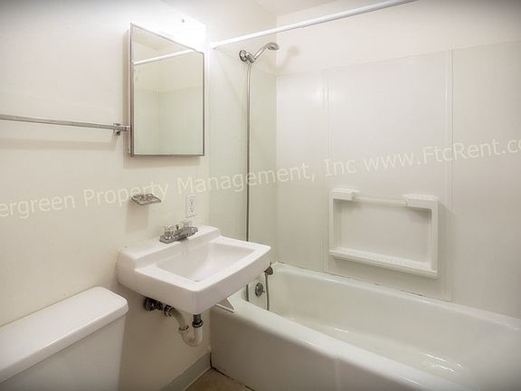 5th image of 701 Parker St #Ae0b1467b