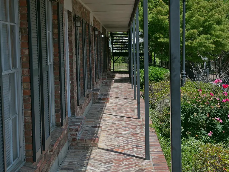 Belhaven Springs — Photo 17