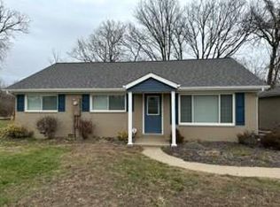 8317 Old Saint Louis Rd, Belleville, IL 62223