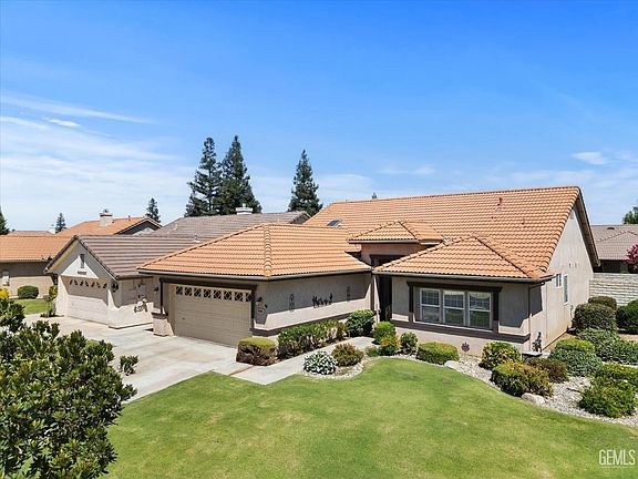 3rd image of 10006 Allspice Rose Ct