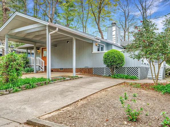 2916 Rue Sans Famille, Raleigh, NC 27607