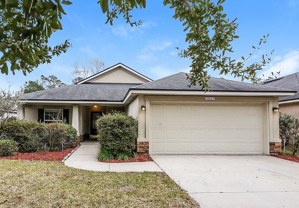 1st image of 16247 Magnolia Grove Way