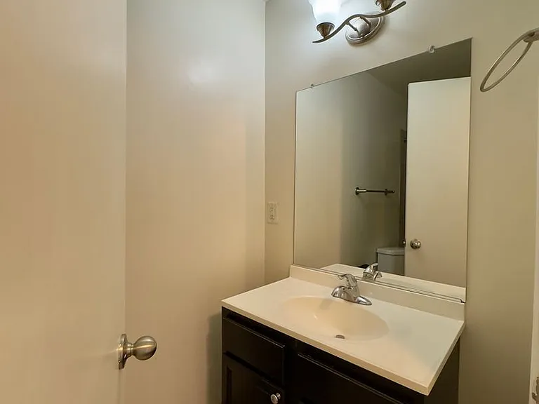 1212 Saint Paul St — Photo 11