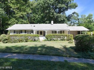 3912 Forest Grove Dr, Annandale, VA 22003
