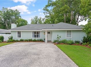 240 Forest Park Rd, Saint Simons Island, GA 31522