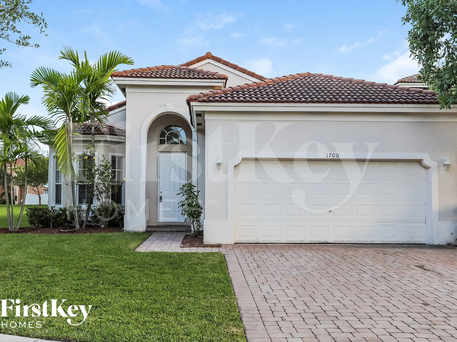 4 bed, 2.0 bath, 2090 sqft, $3,390 — Photo 1