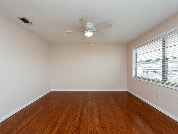 2nd image of 2050 58th Ave N APT 25
