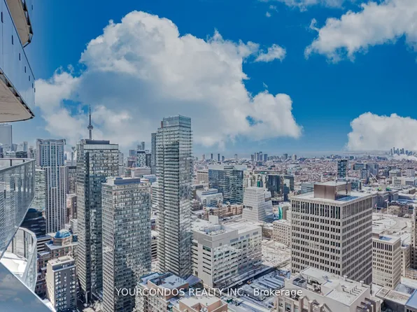 11 Wellesley St W, Toronto, ON