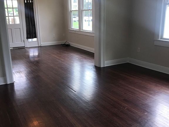 3rd image of 415 Avenue A