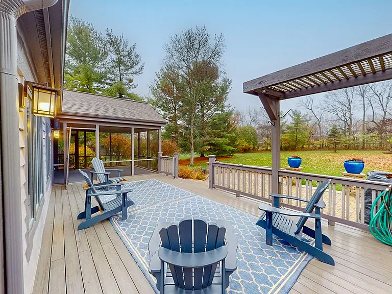 5790 Rushwood Dr — Photo 11