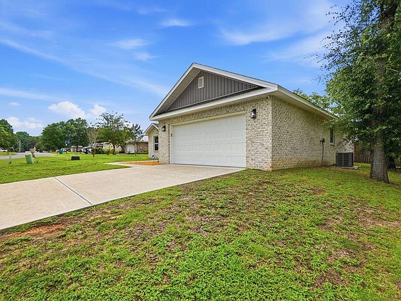 4th image of 3228 Twilight Dr