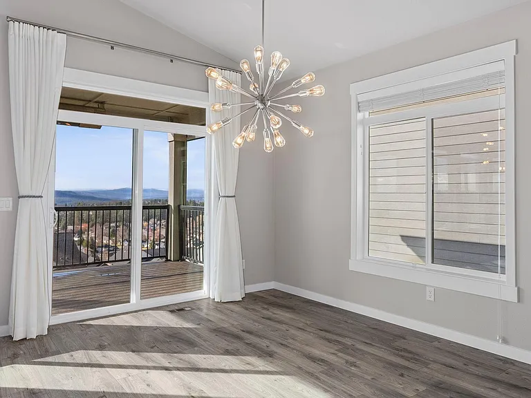 4740 W Derek Ave — Photo 32