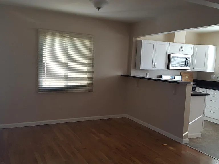3668 Karen Ave — Photo 2