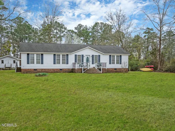 275 Foreman Ln, Belhaven, NC 27810