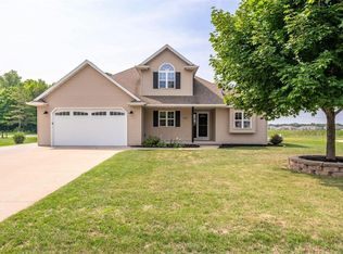 W6343 Lilac Rd, MENASHA, WI 54952