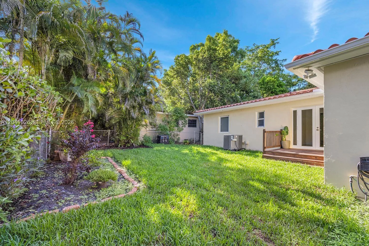 Coral Gables Granada Sec — Photo 4