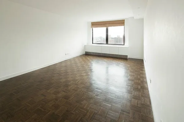 Rented by Town Residential | media 3