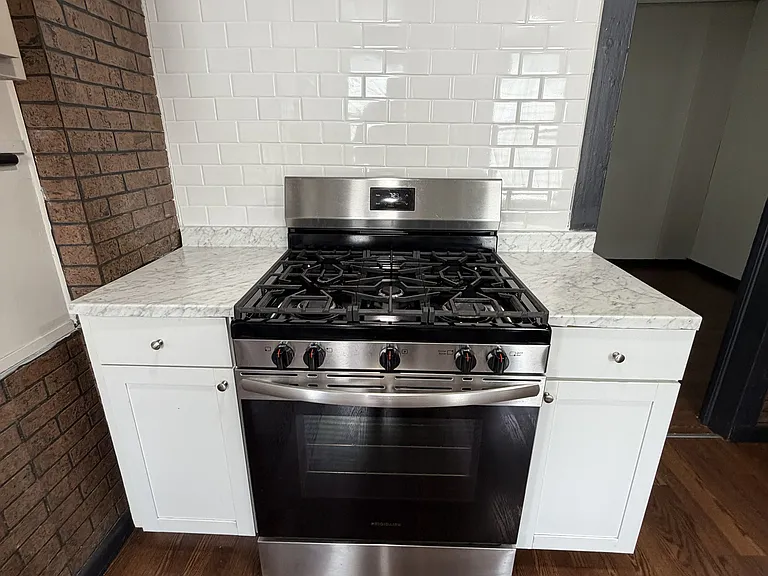 71 Prospect St #2 — Photo 2
