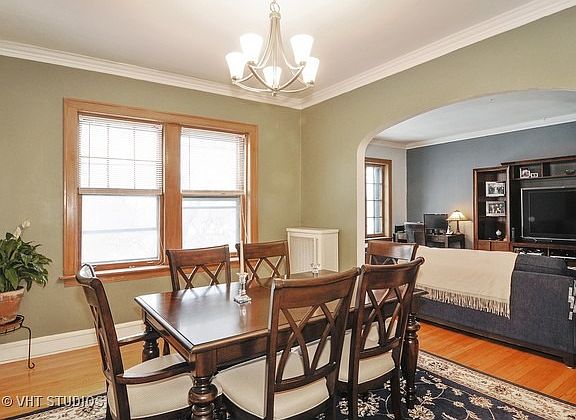 5th image of 2432 W Lunt Ave #3B