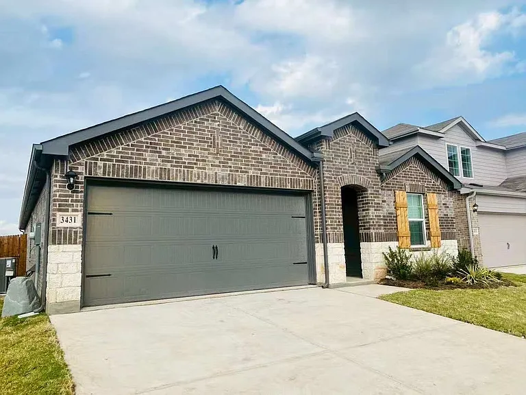 3431 Rendezvous Way — Photo 3