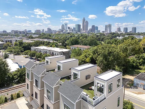 940 Cityscape Dr Photo 1