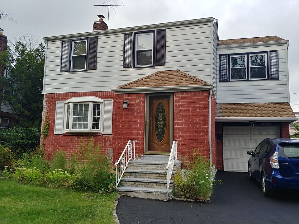 1st image of 24 Roy St