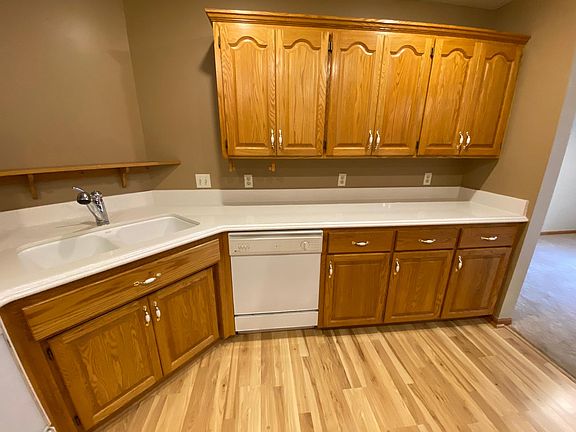 Kitchen: Silestone countertops, Kohler cast-iron sink