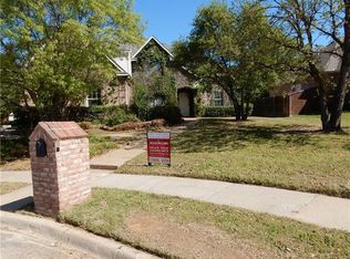 2203 High Pointe Dr, Corinth, TX 76210