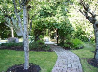 16951 151st Ave SE, Renton, WA 98058