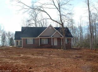 169 Hazelwood Dr, Mocksville, NC 27028