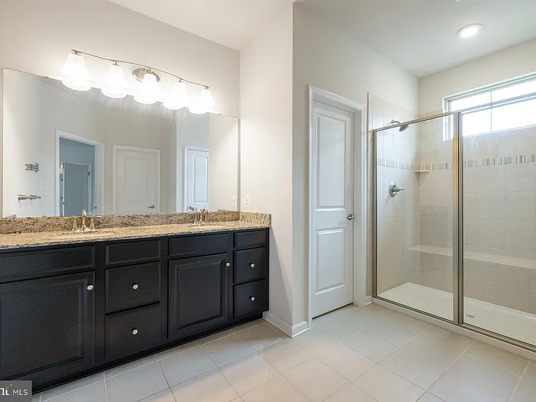5861 Oakdale Village Rd — Photo 16