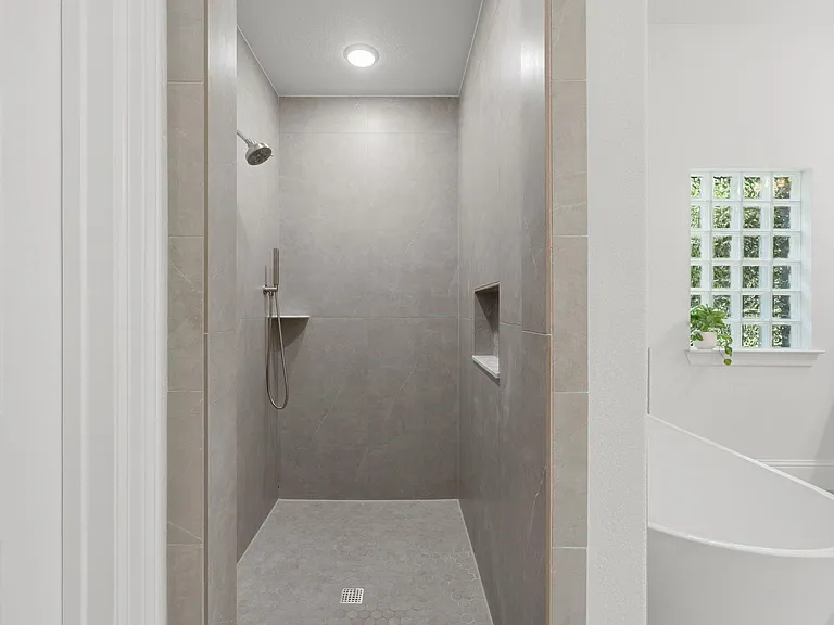 111 N Bimini Twist Cir — Photo 27