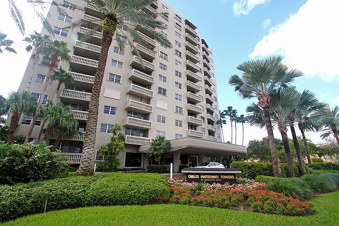 1st image of 90 Edgewater Dr Ph 3