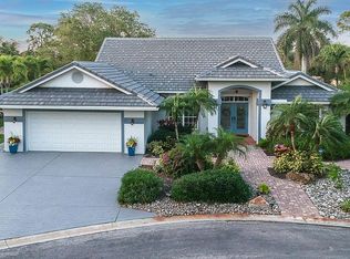 589 Roma Ct, Naples, FL 34110