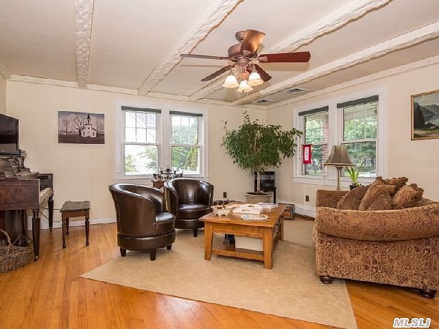 2nd image of 263 Washington Ave