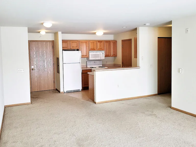 Prairie Crest Apartments — Photo 36