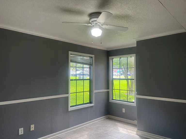315 Lakepointe Dr #102 — Photo 12