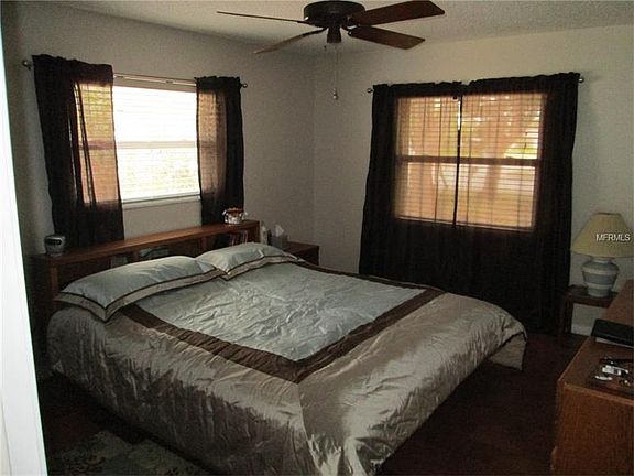 4th image of 3602 23rd Ave W