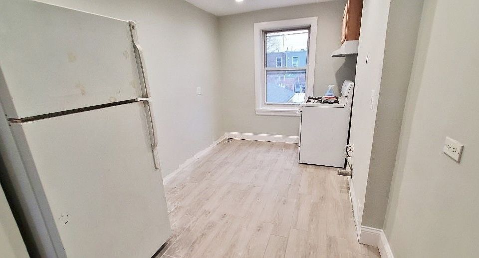 1st image of 22-13 26th St #2C