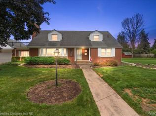 14700 Fox, Redford, MI 48239