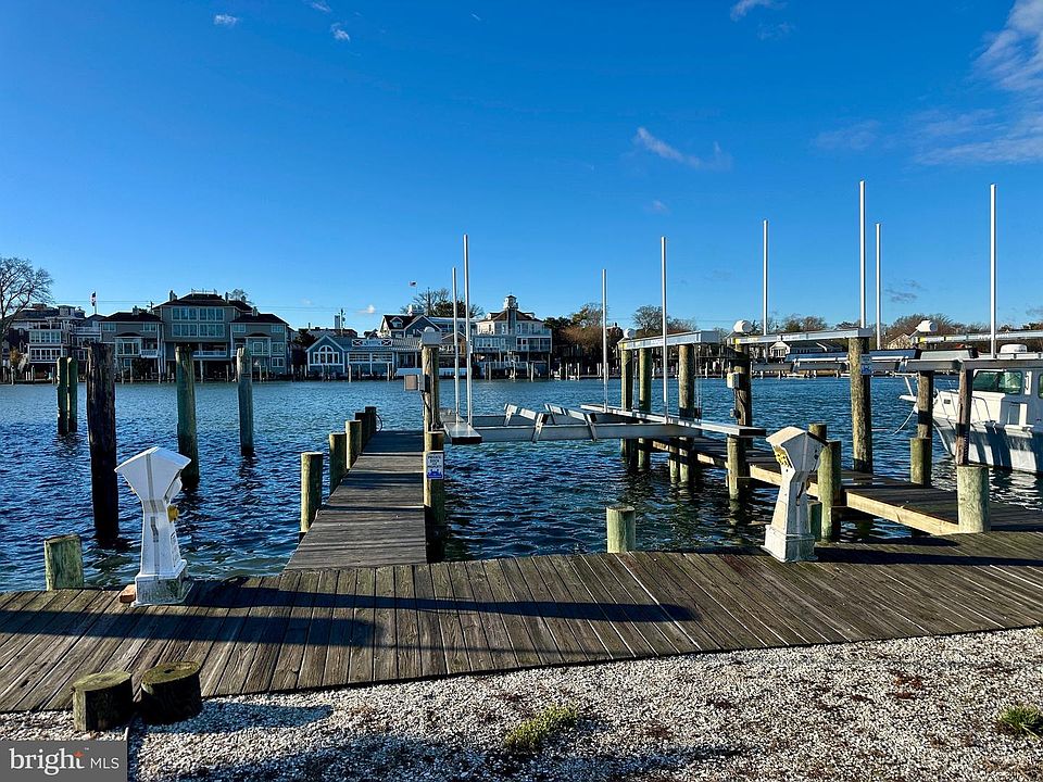 1st image of 201 Anglers Rd