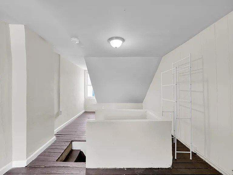 212 Peach St — Photo 20