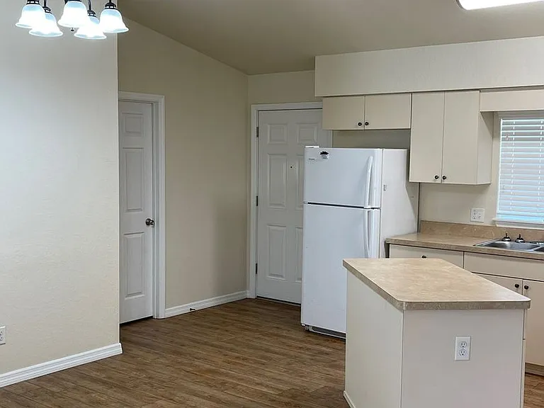 8118 Juniper Rd #1 — Photo 3