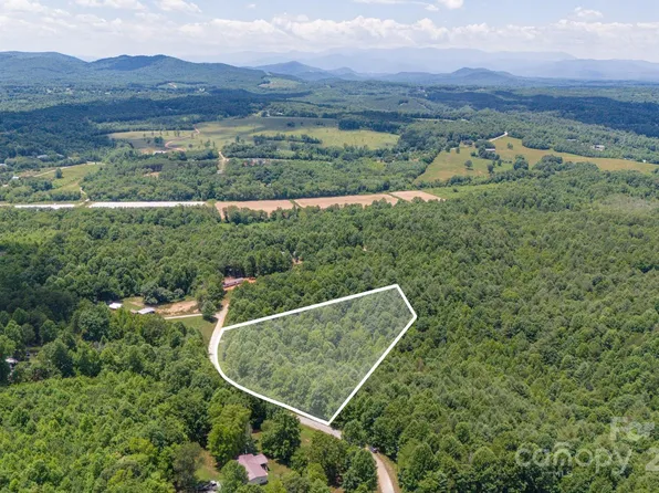 5045 Old Hickory Tree Rd, Morganton, NC 28655