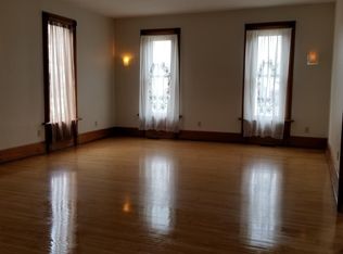 435 2nd St, Traverse City, MI 49684