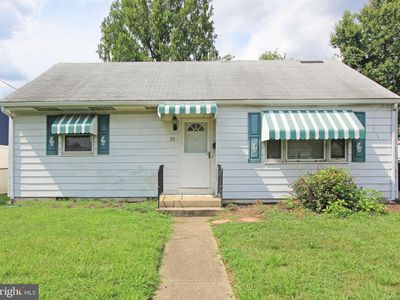 15 Gail Rd, New Castle, DE, 19720