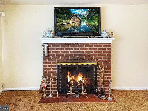 3rd image of 106 Fellowship Rd